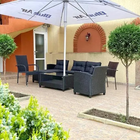 Casa Isabel בית הארחה קונסטנצה