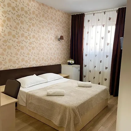 Casa Isabel בית הארחה קונסטנצה