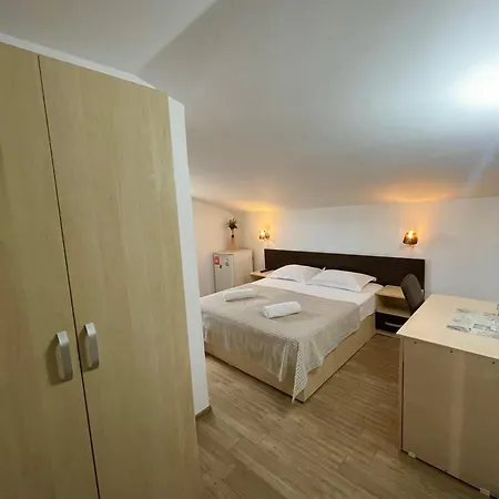 Pensiune Casa Isabel Constanţa