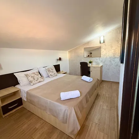 Casa Isabel Gæstehus Constanţa